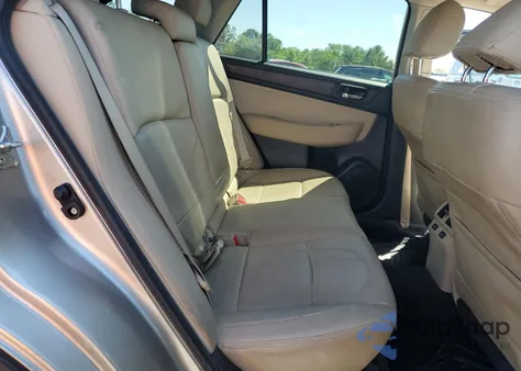 2015 Subaru Outback 3.6R Limited из США, поврежденный, VIN 4S4BSELC4F3321497